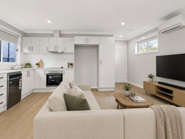 Asquith, 24A Mills Avenue