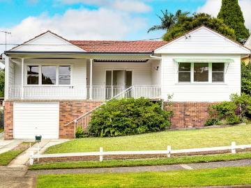 Asquith, 35 Hyacinth St