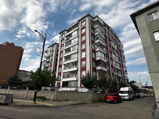 Asrın Emlak'tan Çiçekli Mah.satılık 5+1 Dublex Yapılı Daire