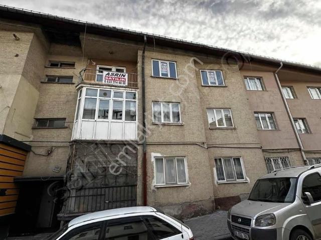 Asrın Emlak'tan Sularbaşı Mh.satılık 3+1 Kombili Geniş Daire