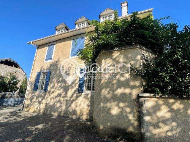ASSAT Vente Maison de maître au centre historique