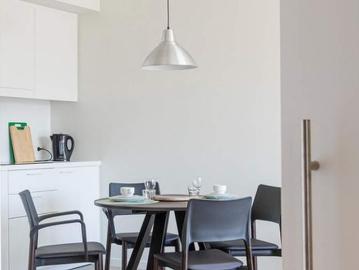 Assistentie appartement te huur in Ronse voor € 920 met 1 slaapkamer