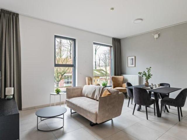 Assistentiewoningen met 1 slpk ruime badkamer en tal va.