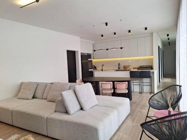 Assobradada de 236 m² no Condomínio Pampulha