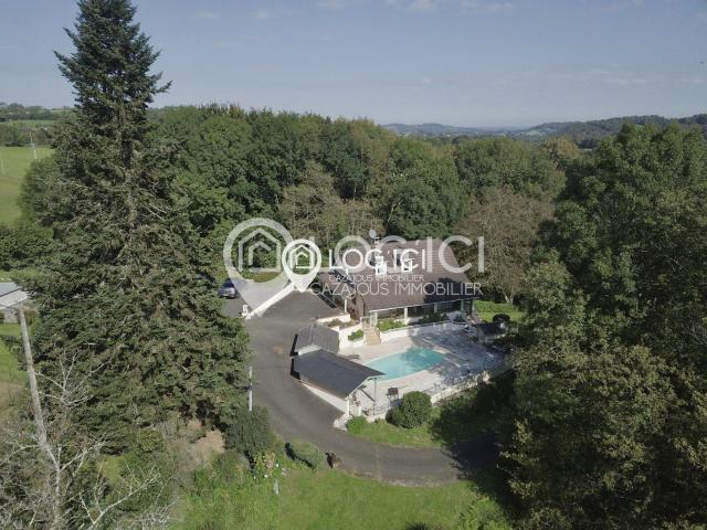 ASSON Vente Maison T6 avec piscine sur 2 hectares