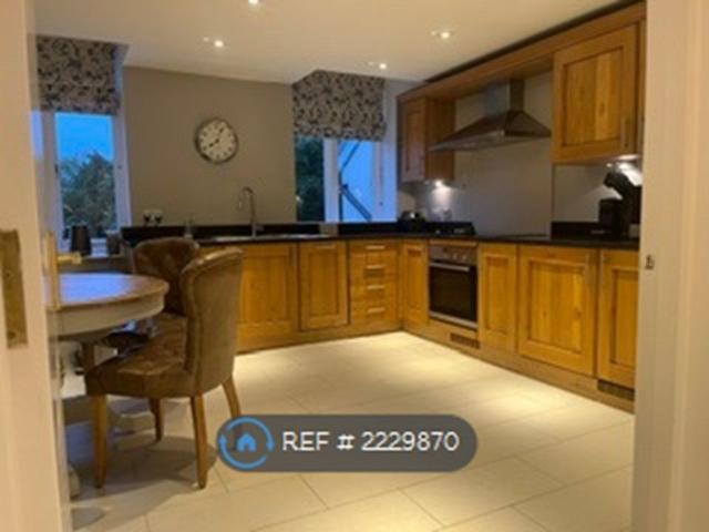 Astwick Manor, Hatfield AL10, 3 bed flat to rent, £2,300 pcm | PrimeLocation