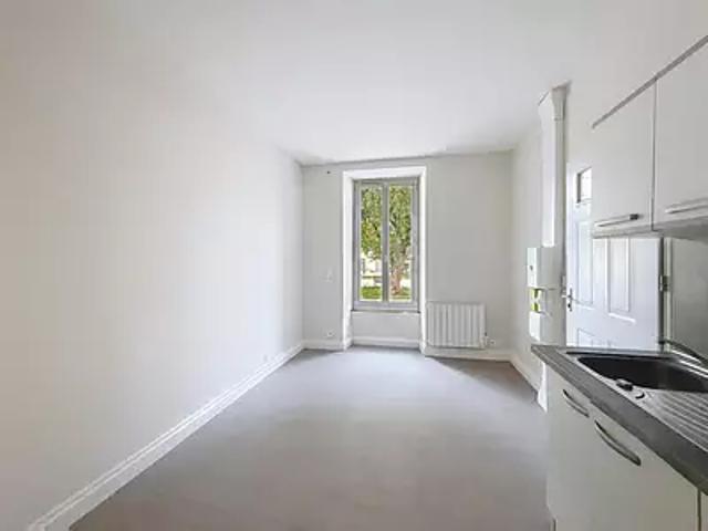Astaffort 47220 Location appartement 1 pièce t1 cave