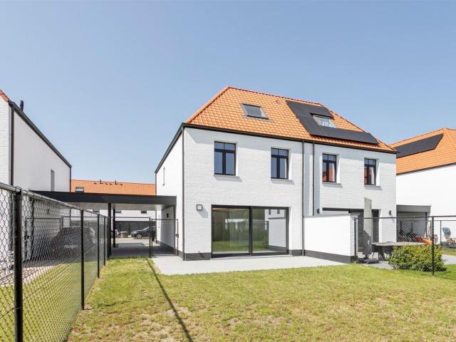 Astene Bruggenhoofdstraat 66