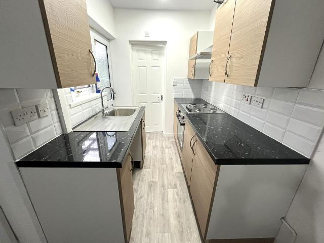 Astley Avenue, Coventry CV6, 2 bed terraced house to rent, £1,000 pcm | PrimeLocation