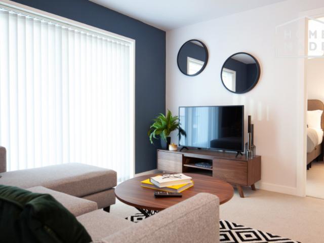 Aston Place, B1