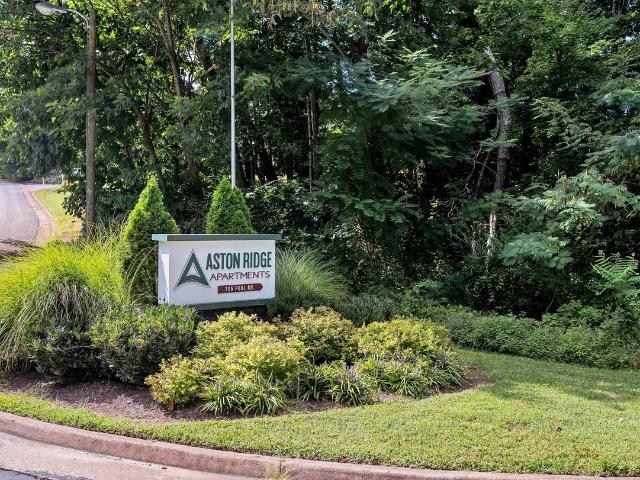 Aston Ridge Apartments 2 Bedroom Apartment for Rent at 705 Pool Rd, North Chesterfield, VA 23236