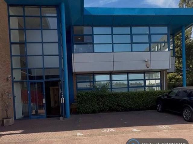 Astra Centre, Harlow, CM20 5 bed semi detached house to rent £5,585 pcm £1,289 pw