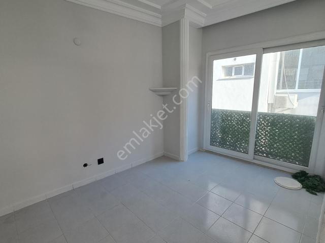 Asya' Dan Kiralık 2+1 Masrafsız Meskı Civarı