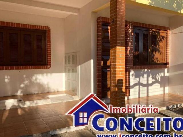 AP02 Excelente apartamento a 300 metros do mar no Balneário Albatroz