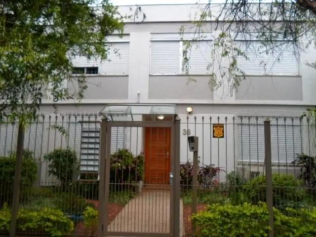 Ap 1 dormitório, banheiro c/banheira hidro, sala ampla, ensolarado, fundos, condomínio pequeno e tranquilo. Próximo ao praia de belas e marinha do brasil