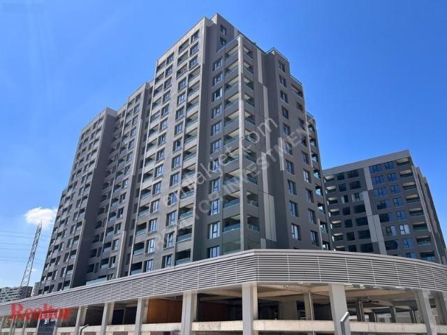 Ap İst Port Metroya Yakın 1+1 Özel Bahçeli Eşyalı Kiralık Daire