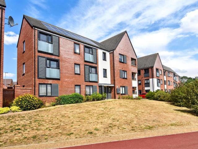 Apollo Avenue, Fairfields, Milton Keynes MK11, 2 bed flat to rent, £1,400 pcm | PrimeLocation