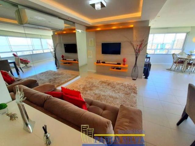 Aparamento com 3 quartos, mobiliado e decorado, vista panorâmica. R$ 890 Mil