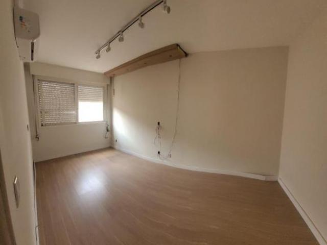Aparatamento Garden, térreo, 2 dormitórios com 2 vagas no Bairro São João