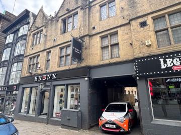 Apart 3 Westgate Courtyard, 7 9 Westgate, Huddersfield HD1, Studio to rent, £595 pcm | PrimeLocation