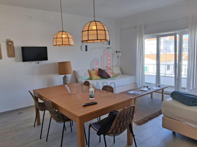 Apartº T1, Arrenda se, na Praia da Consolação Peniche