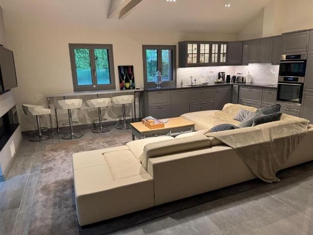 Apartment,3.5,75