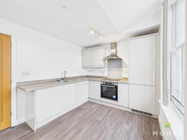Apartment 3 5 9 Cross Street, Oswestry, SY11 2NF