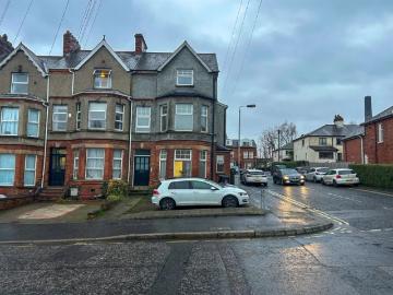 Apartment for rent in Belfast - Equipped kitchen