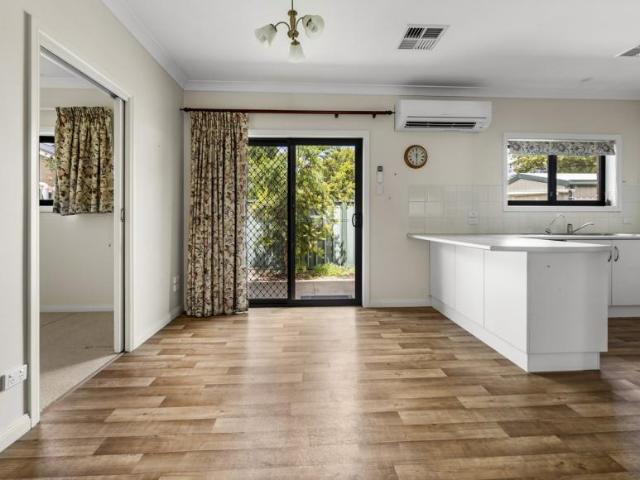 Apartment 3 Bedroom For Rent Millicent SA 459000 ES105987094