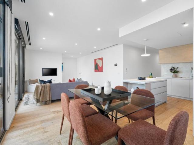 Apartment 3 Bedroom For Rent Mont Albert VIC ES105825787