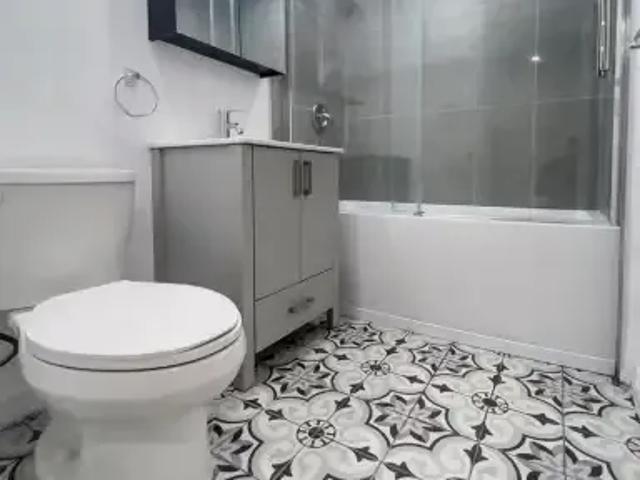 Apartment 3 Bedroom For Rent Montreal QC 2750 ES102845418