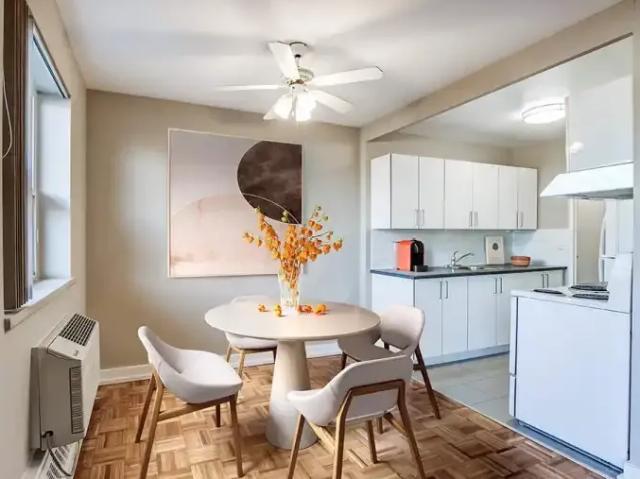 Apartment 3 Bedroom For Rent North York ON 2795 ES103770223