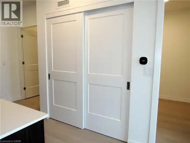 Apartment 3 Bedroom For Rent Oakville ON 3000 ES105167502