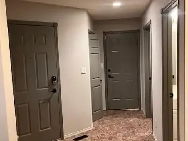 Apartment 3 Bedroom For Rent Okotoks AB 2500 ELS104863927
