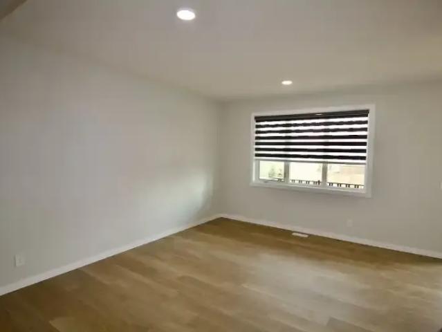 Apartment 3 Bedroom For Rent Airdrie AB 2395 ES105088090