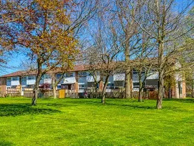 Apartment 3 Bedroom For Rent Amherstview ON 1975 ELS105268281