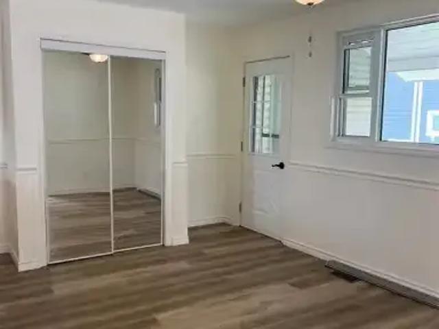 Apartment 3 Bedroom For Rent Amherstburg ON 2100 ES105934082