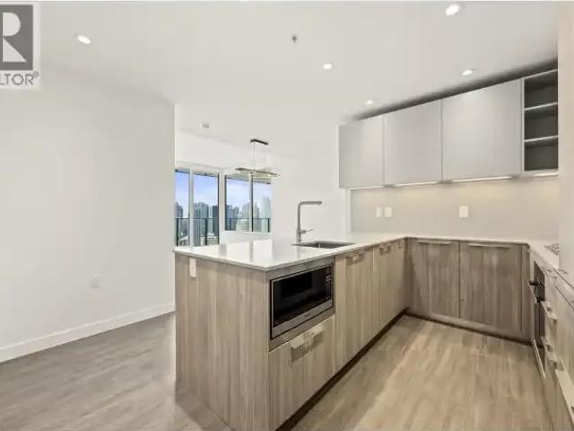 Apartment 3 Bedroom For Rent Burnaby BC 3950 ES104506902