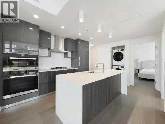 Apartment 3 Bedroom For Rent Burnaby BC 4000 ELS104876913