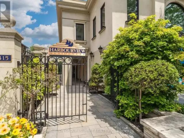 Apartment 3 Bedroom For Rent Burlington ON 4000 ES104106752