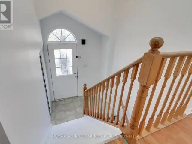 Apartment 3 Bedroom For Rent Barrie ON 2500 ES103379916