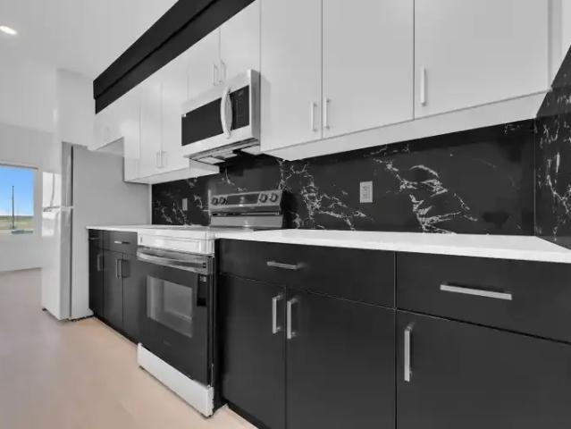 Apartment 3 Bedroom For Rent Beaumont AB 2090 ELS104863936
