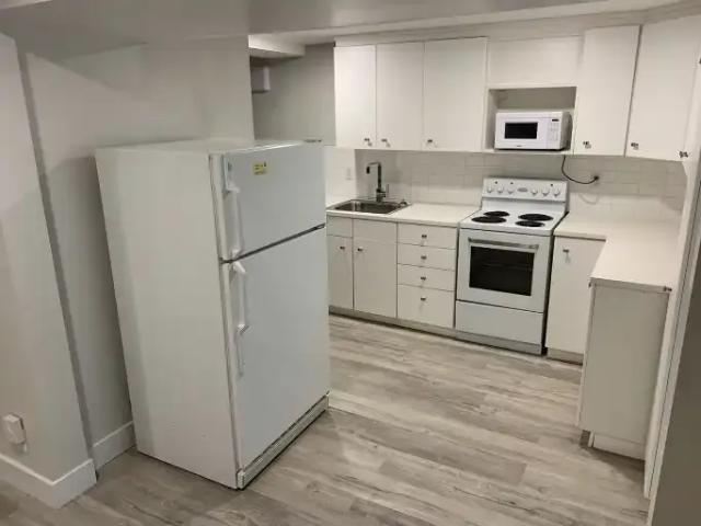Apartment 3 Bedroom For Rent Calgary AB 1550 ES104753826