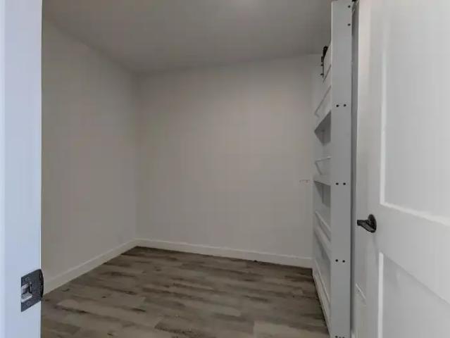 Apartment 3 Bedroom For Rent Calgary AB 1559 ES104182136