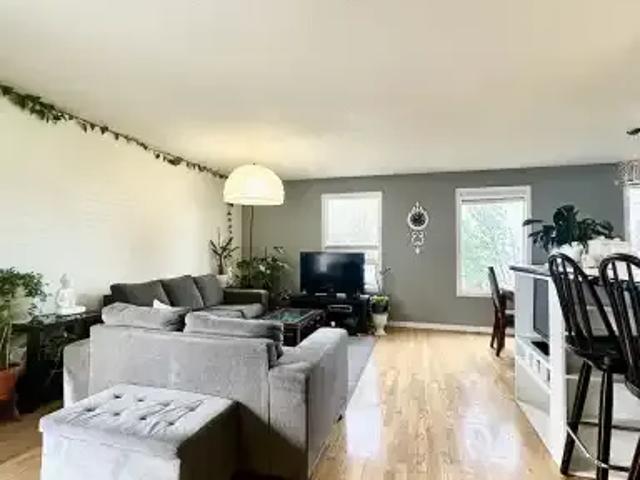 Apartment 3 Bedroom For Rent Calgary AB 1690 ES104181517