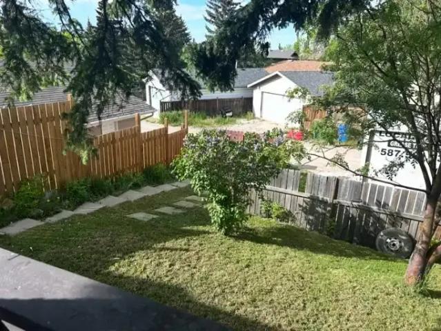 Apartment 3 Bedroom For Rent Calgary AB 1600 ES105100772