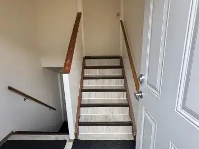 Apartment 3 Bedroom For Rent Calgary AB 1750 ES105923606