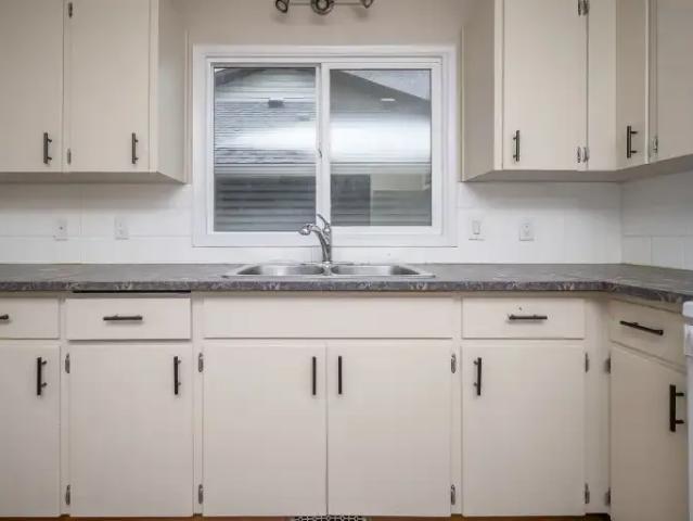 Apartment 3 Bedroom For Rent Calgary AB 1850 ES104824638