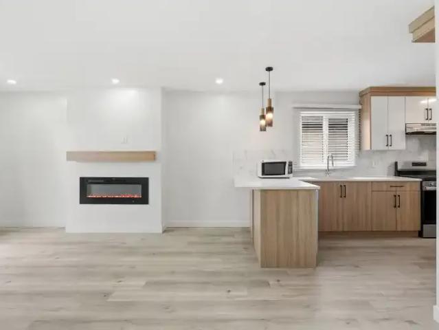 Apartment 3 Bedroom For Rent Calgary AB 1850 ES105110761