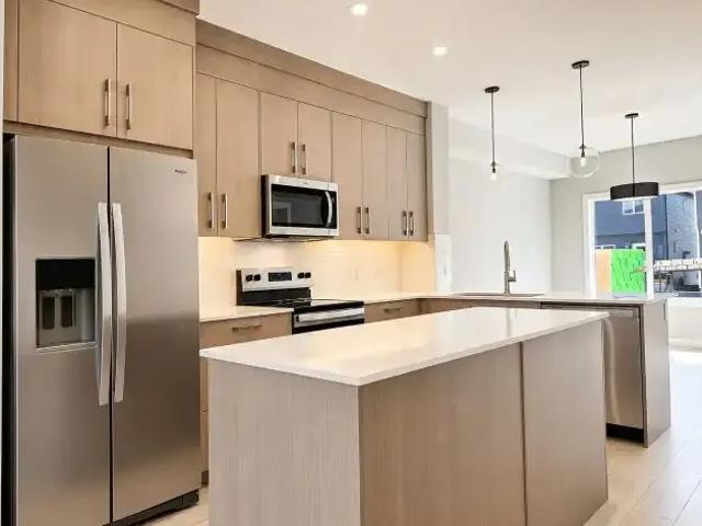 Apartment 3 Bedroom For Rent Calgary AB 1950 ES105150812